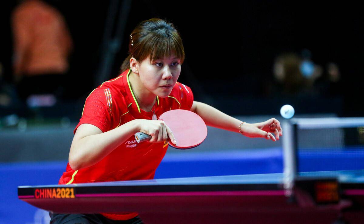 巨大皇冠l 巨大皇冠l