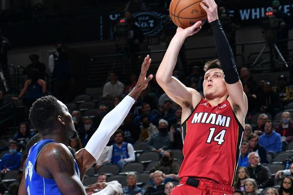 亚泰队长正 亚泰队长正